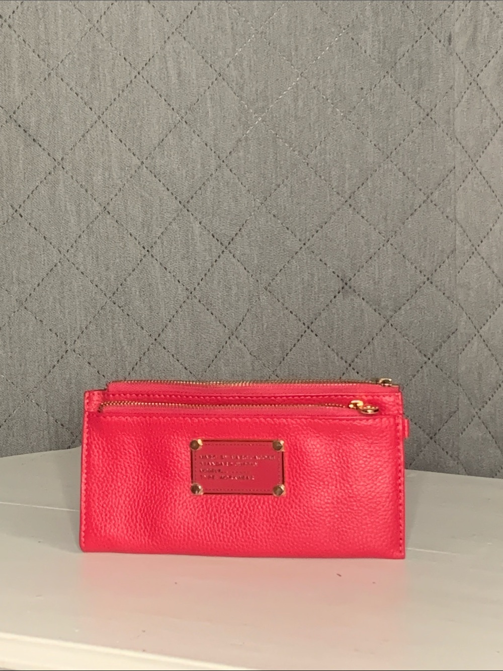 #162 Marc Jacobs Pink Leather Zip Wallet